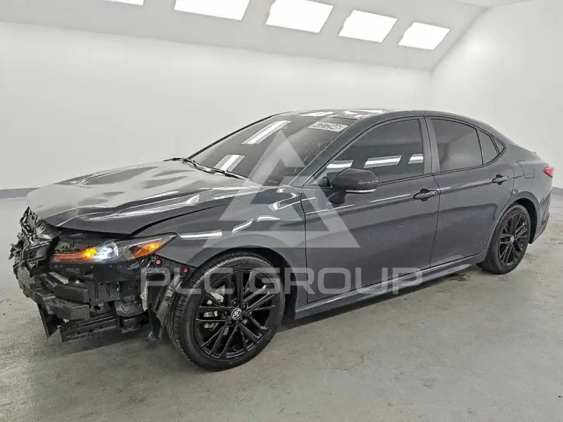 2025 Toyota CAMRY фото