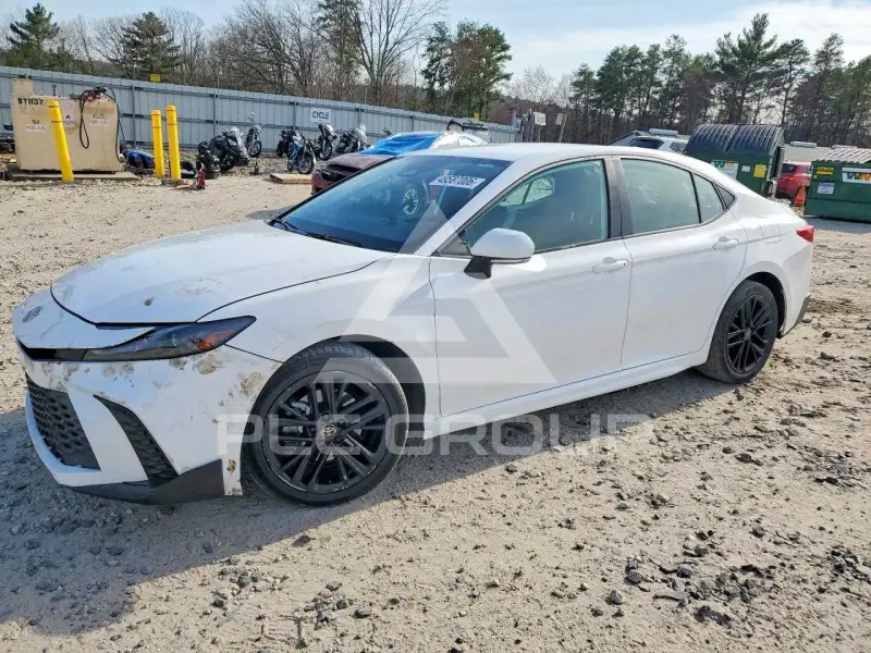 2025 Toyota CAMRY photo
