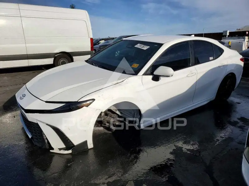 2025 Toyota CAMRY фото