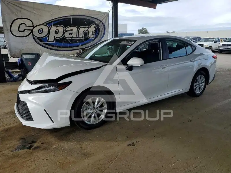 2025 Toyota CAMRY photo