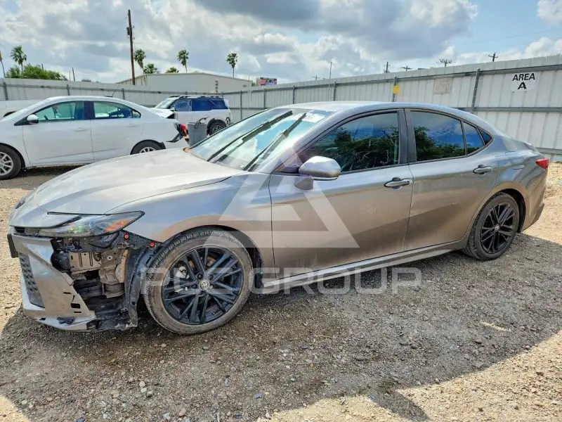 2025 Toyota CAMRY фото