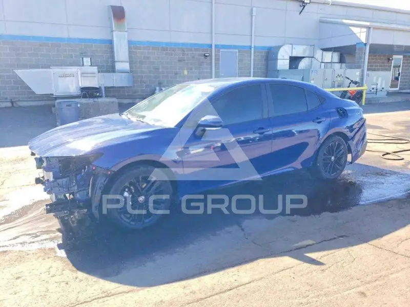 2025 Toyota CAMRY фото