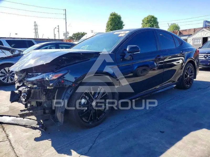 2025 Toyota CAMRY photo