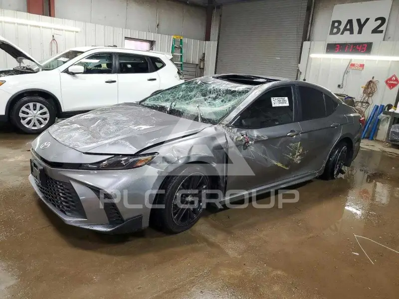 2025 Toyota CAMRY фото
