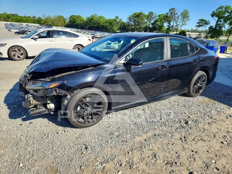 2025 Toyota CAMRY photo