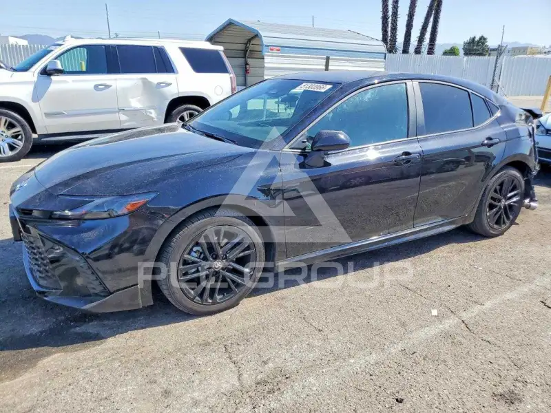 2025 Toyota CAMRY фото