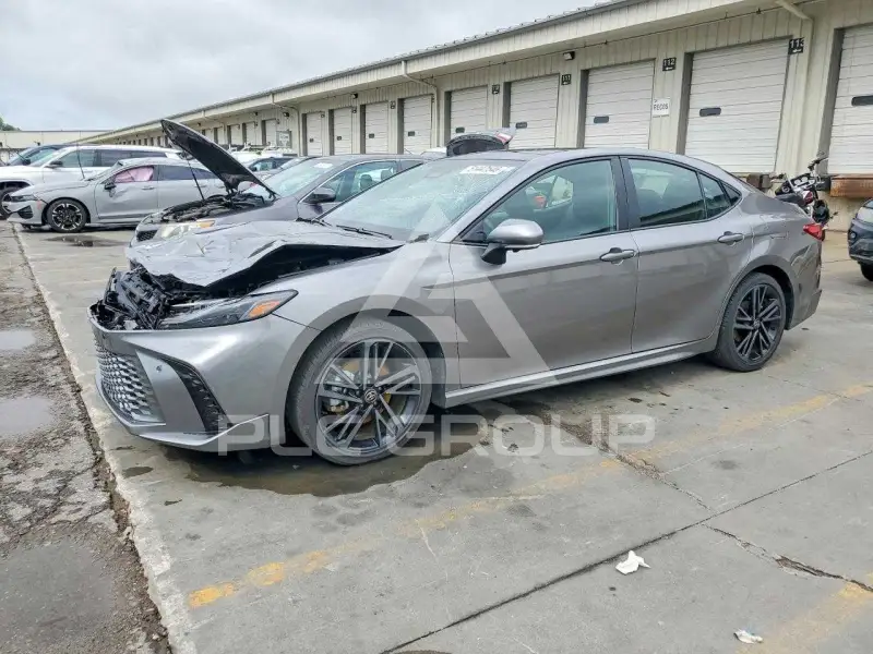 2025 Toyota CAMRY фото
