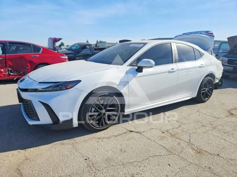 2025 Toyota CAMRY фото