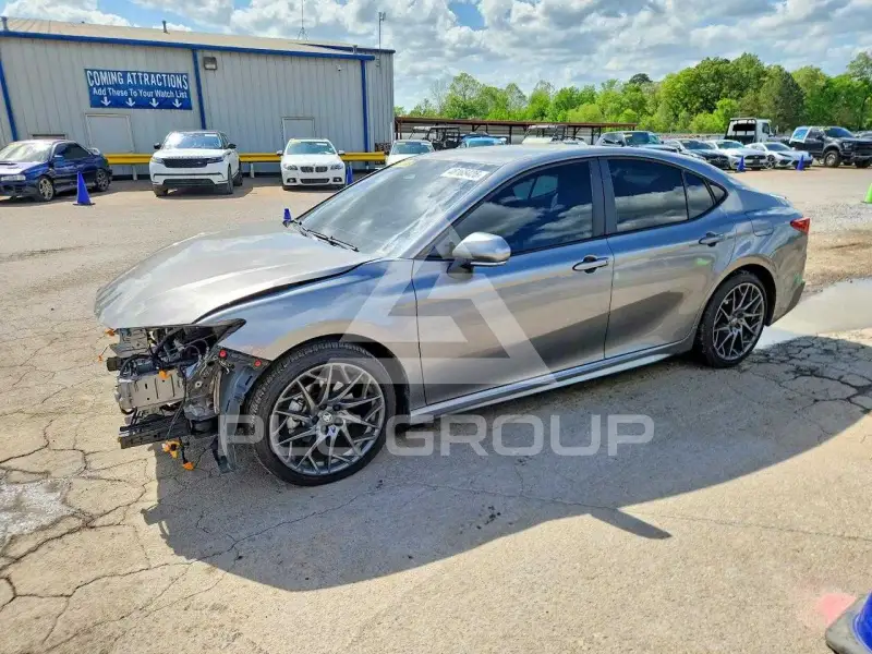 2025 Toyota CAMRY фото