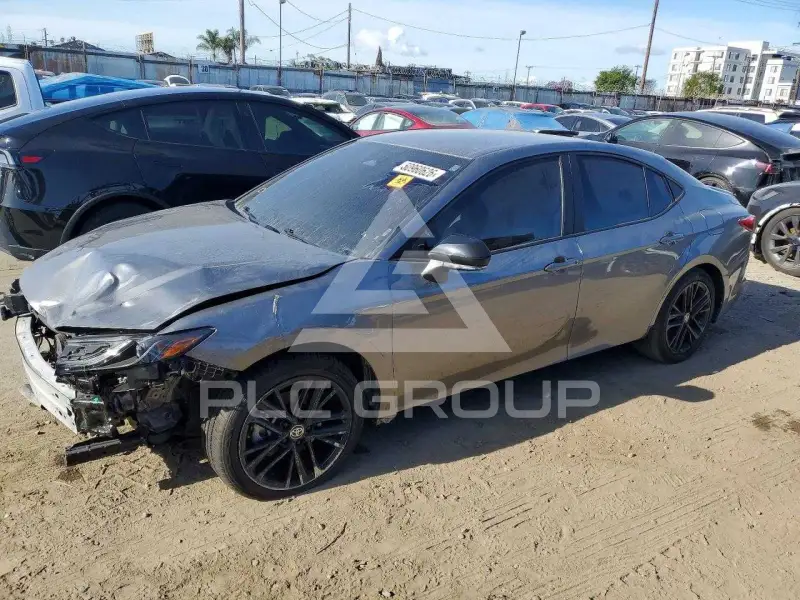 2025 Toyota CAMRY фото