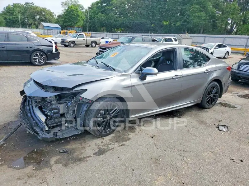 2025 Toyota CAMRY фото