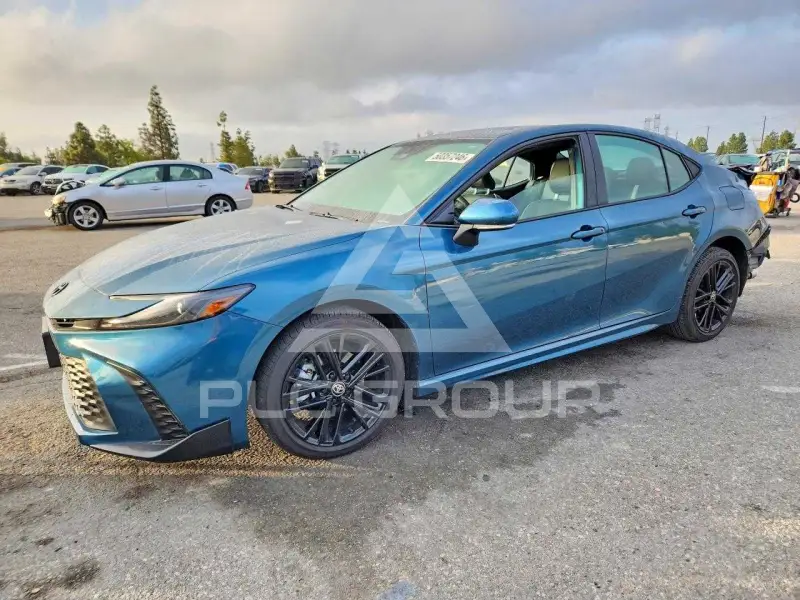 2025 Toyota CAMRY фото