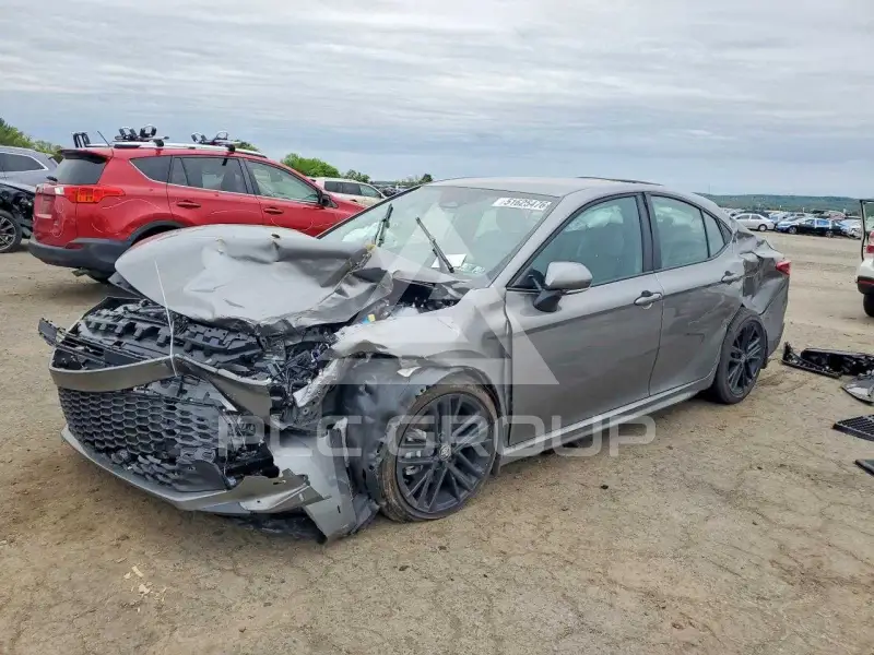 2025 Toyota CAMRY фото