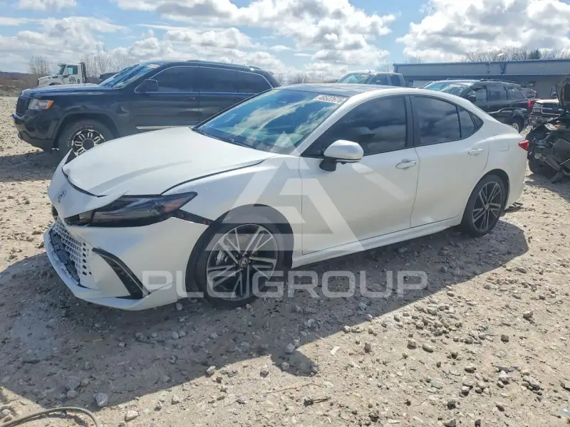 2025 Toyota CAMRY фото