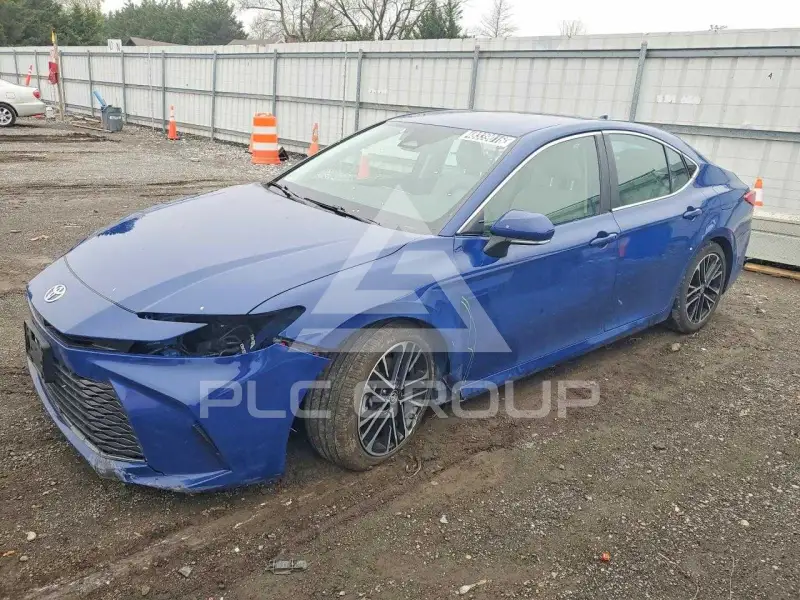 2025 Toyota CAMRY photo