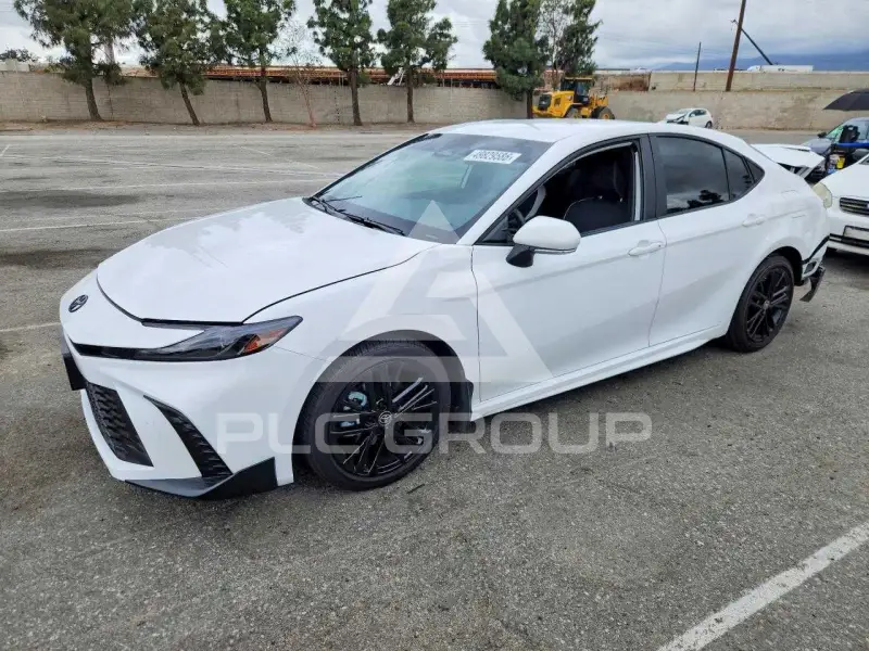 2025 Toyota CAMRY фото