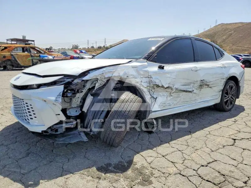 2025 Toyota CAMRY фото
