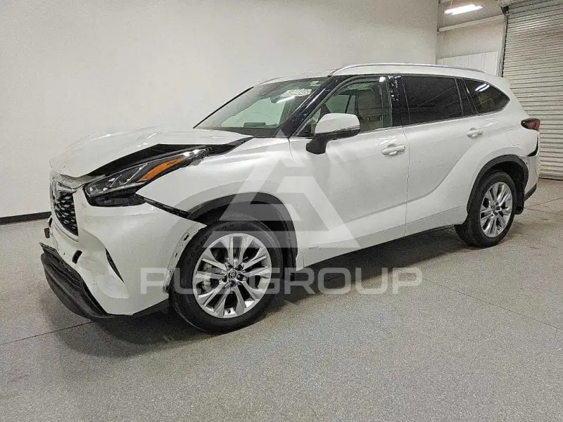 2025 Toyota Highlander фото