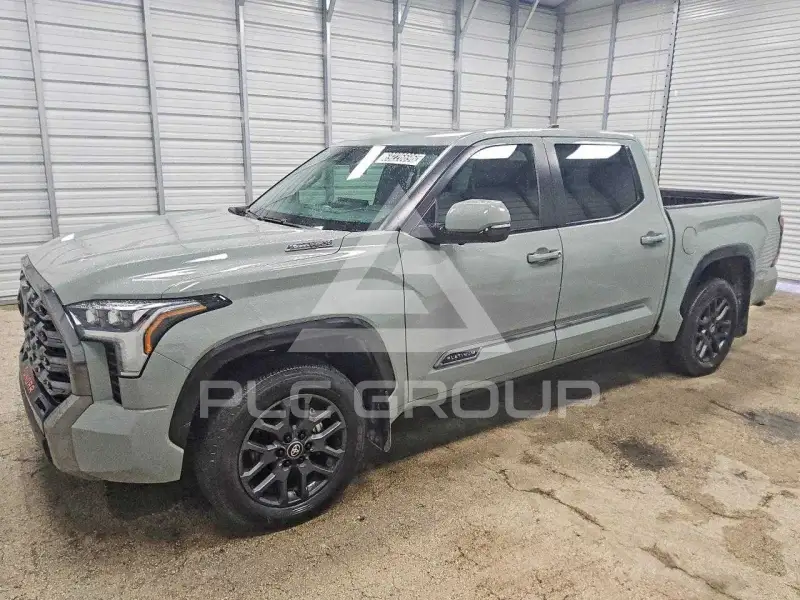 2025 Toyota TUNDRA фото