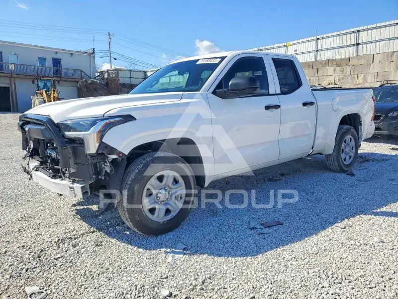 2025 Toyota TUNDRA фото
