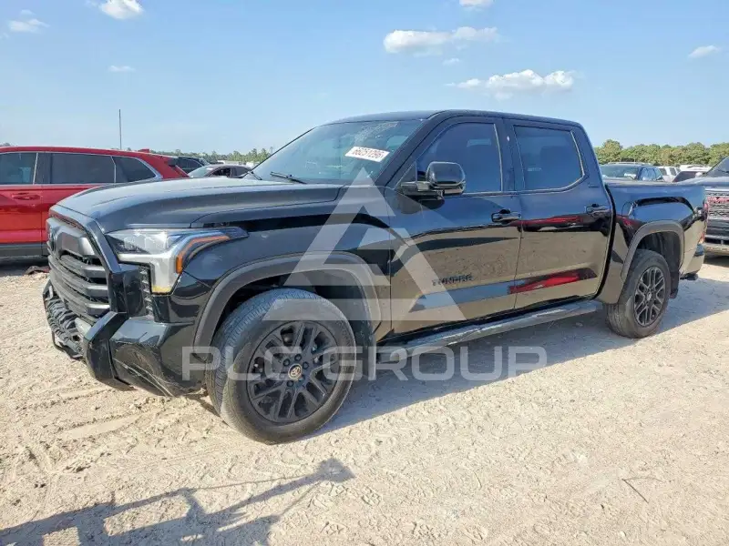 2025 Toyota TUNDRA фото
