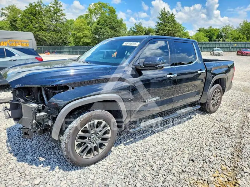 2025 Toyota TUNDRA фото