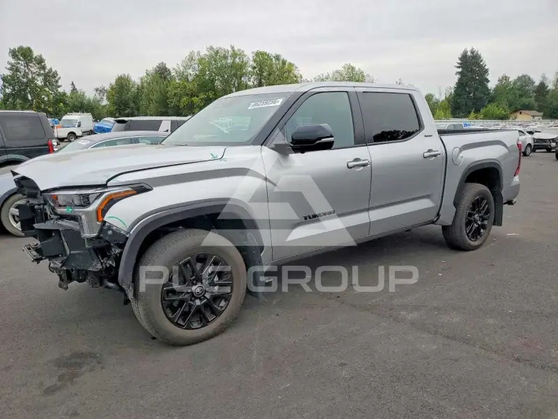 2025 Toyota TUNDRA photo