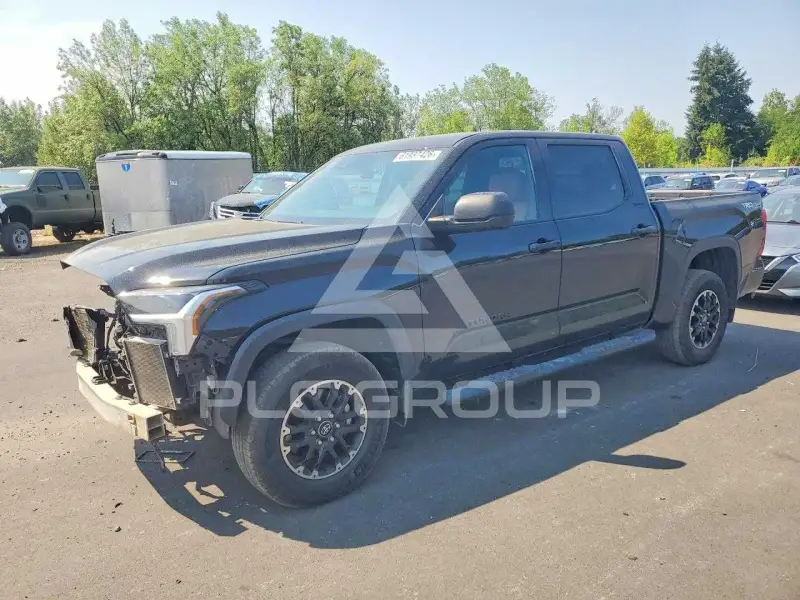 2025 Toyota TUNDRA фото
