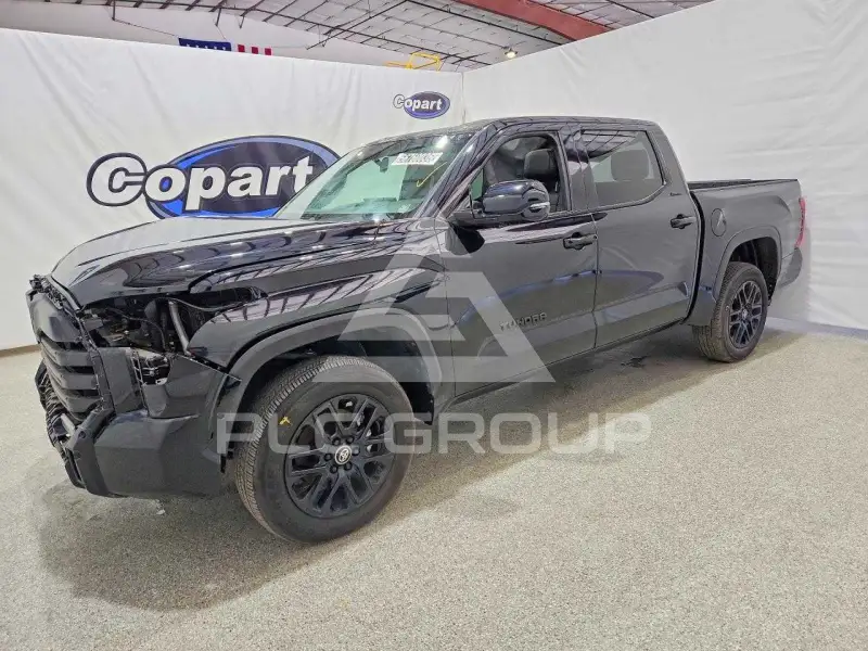 2025 Toyota TUNDRA photo