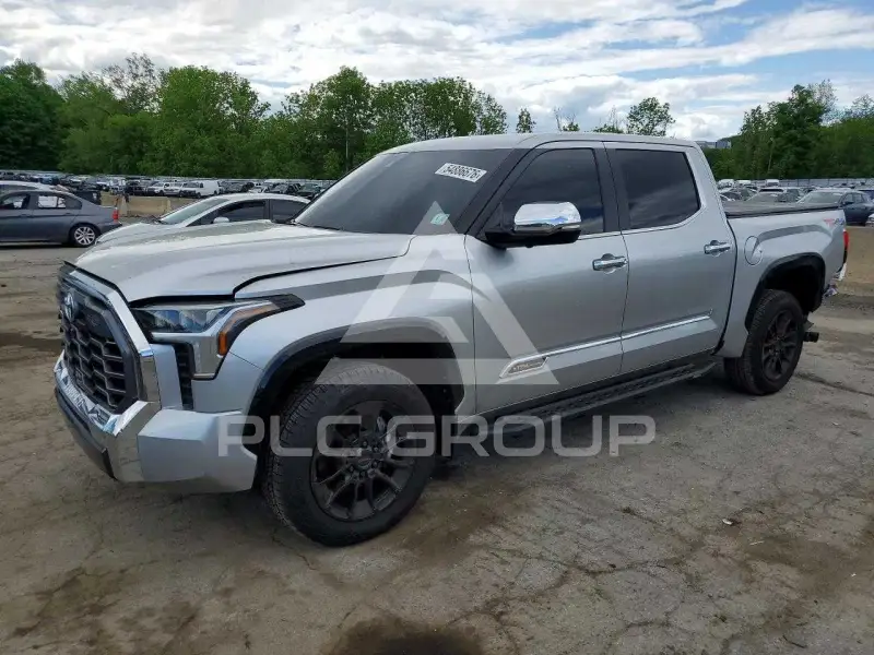 2025 Toyota TUNDRA фото