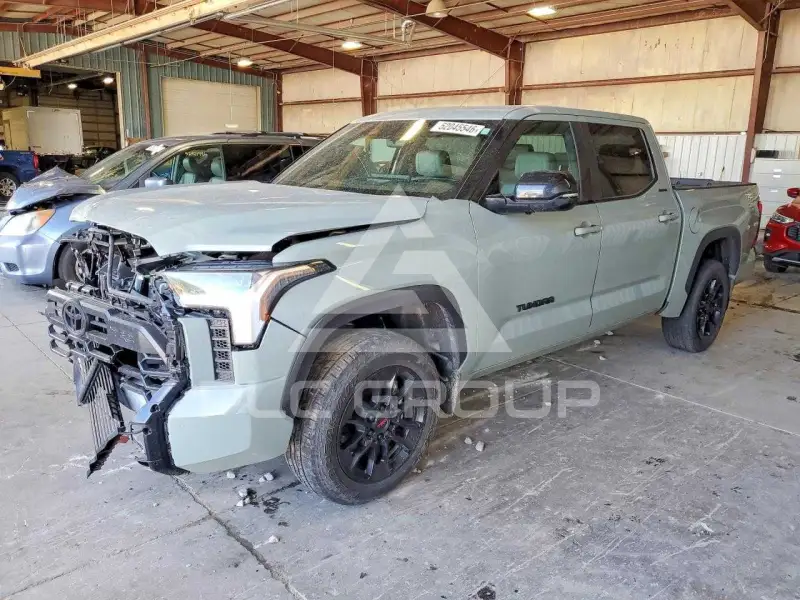 2025 Toyota TUNDRA photo