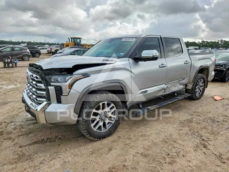 2025 Toyota TUNDRA фото