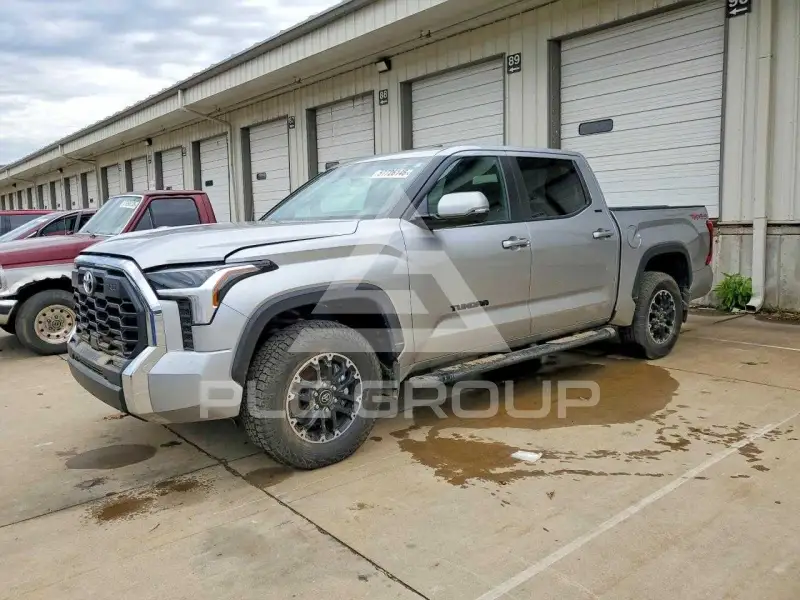 2025 Toyota TUNDRA photo