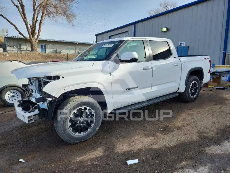 2025 Toyota TUNDRA photo