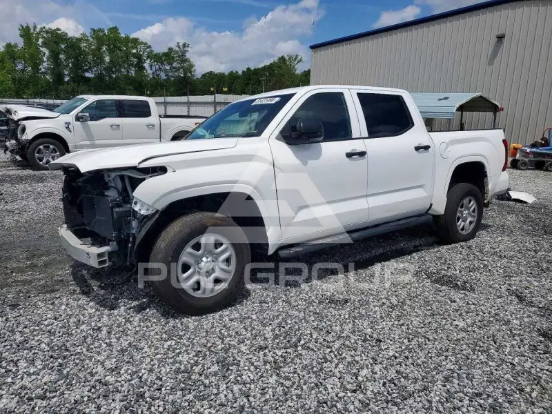2025 Toyota TUNDRA фото