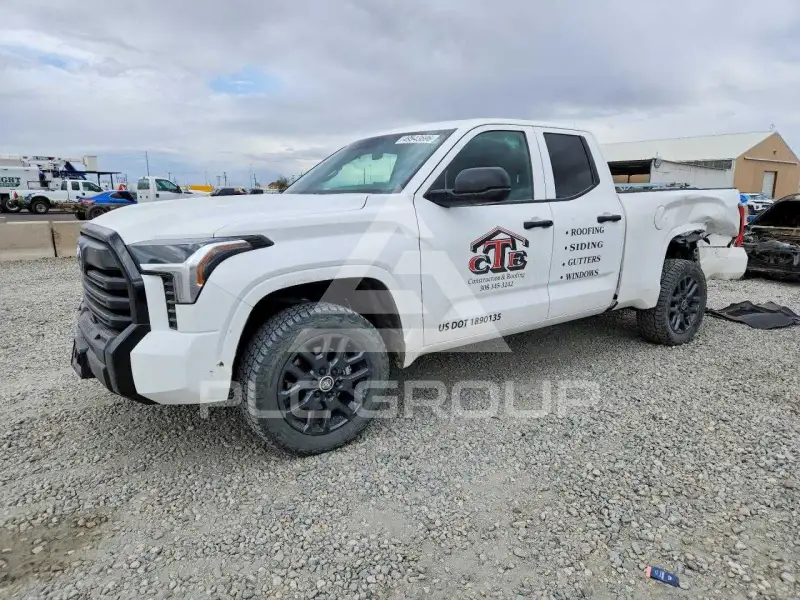 2025 Toyota TUNDRA фото