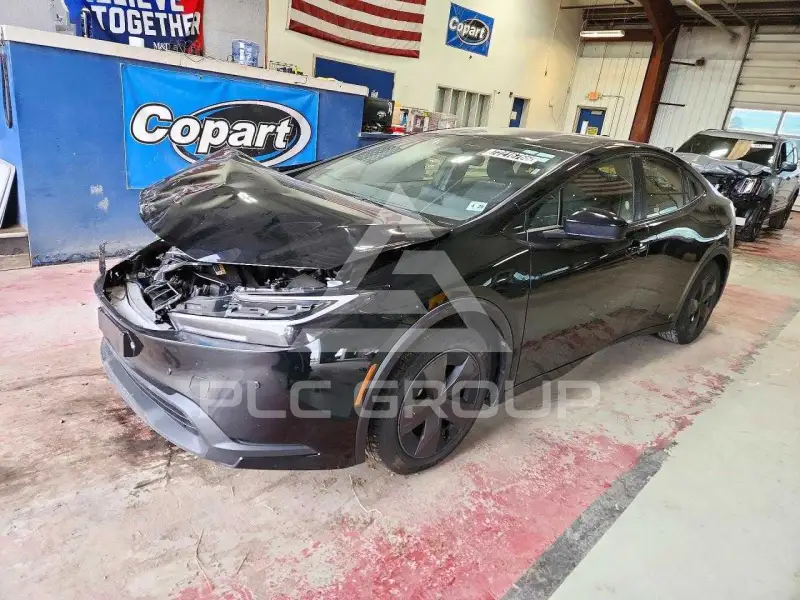 2025 Toyota PRIUS фото
