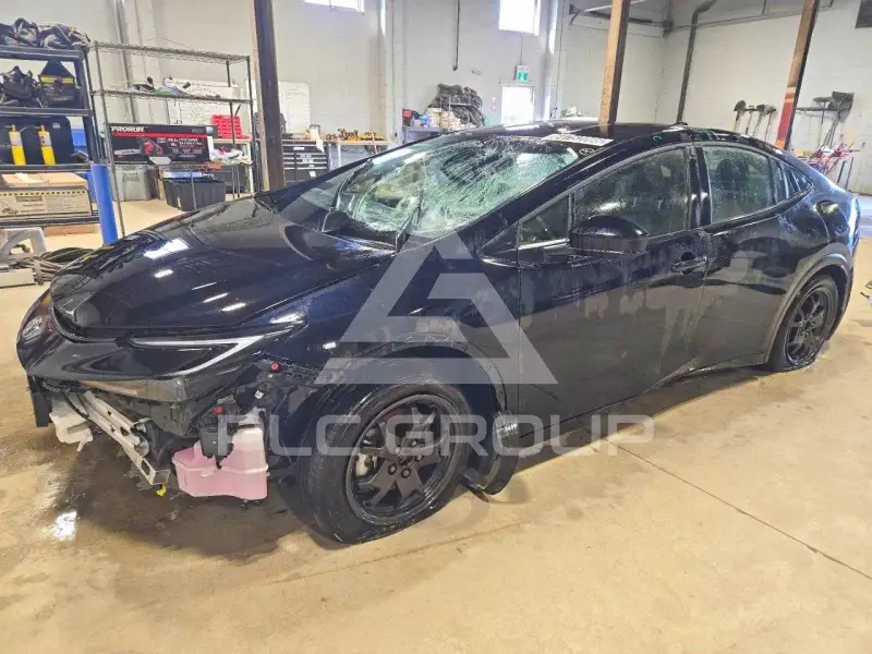 2025 Toyota PRIUS фото