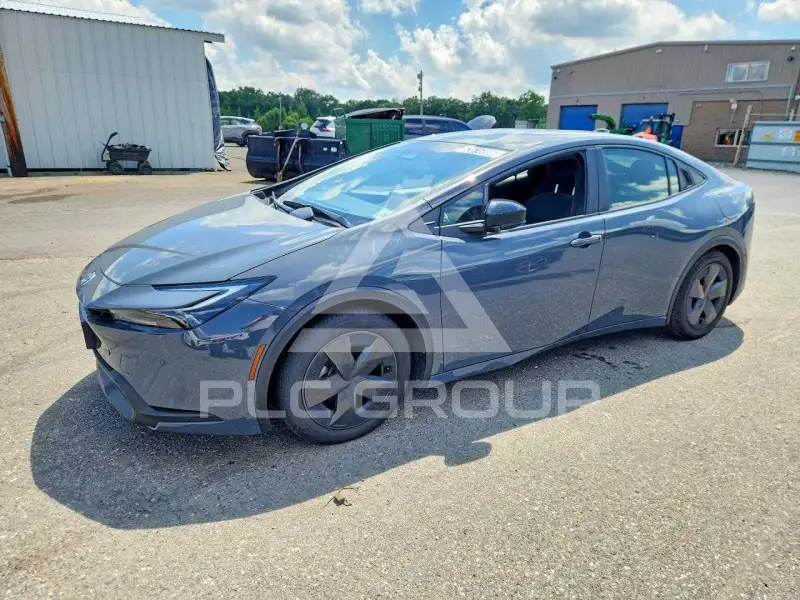 2025 Toyota PRIUS фото