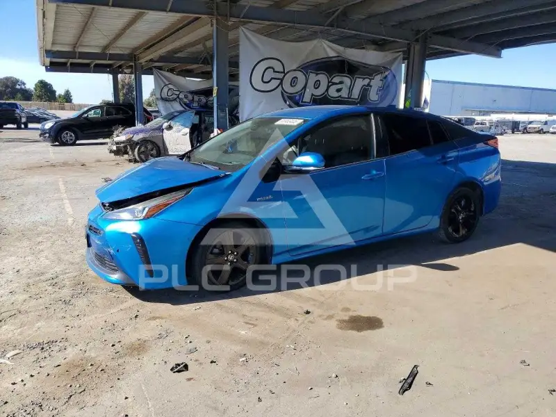 2019 Toyota PRIUS photo