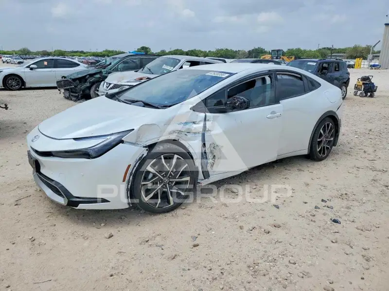 2025 Toyota PRIUS фото
