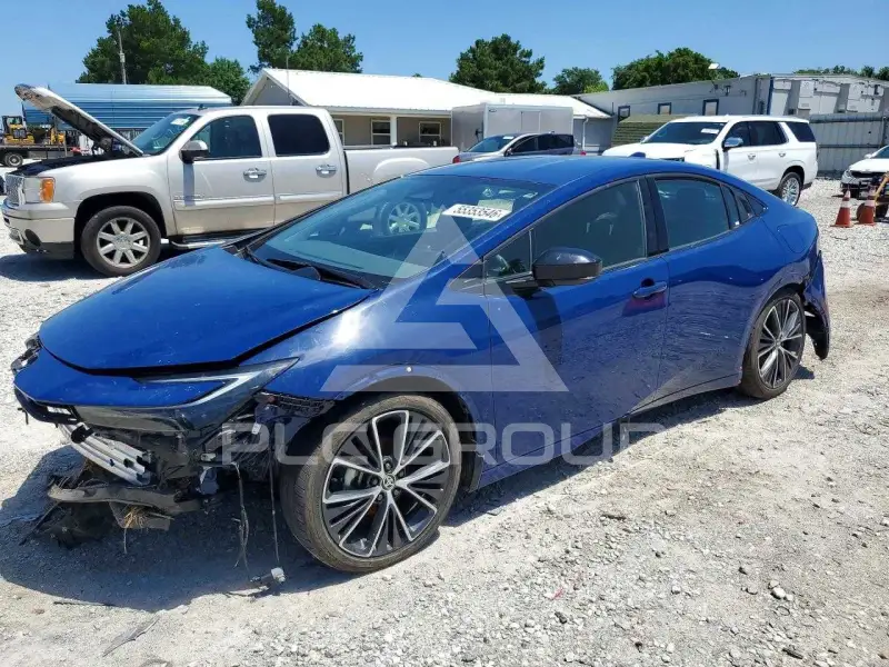 2025 Toyota PRIUS photo