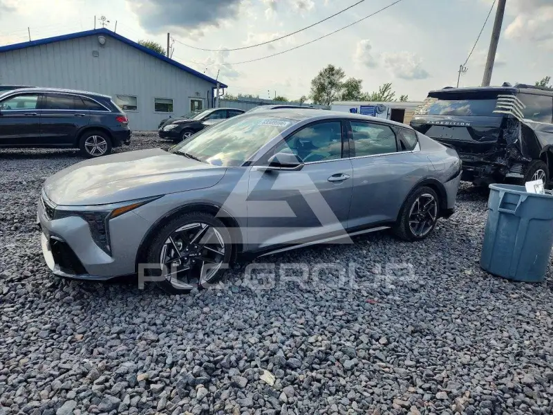 2025 KIA K4 фото