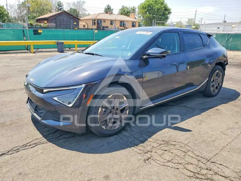 2025 KIA EV фото