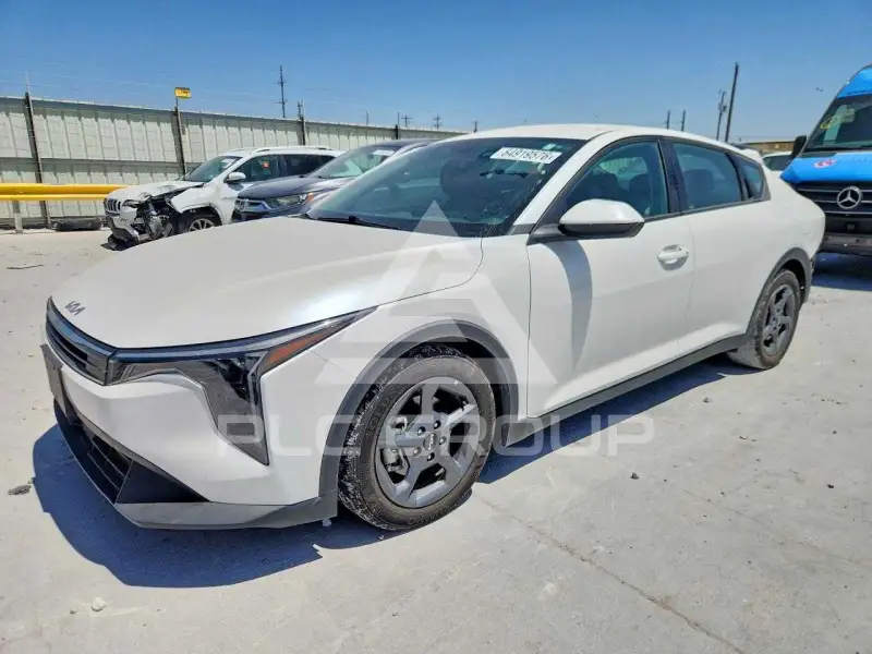 2025 KIA K4 фото