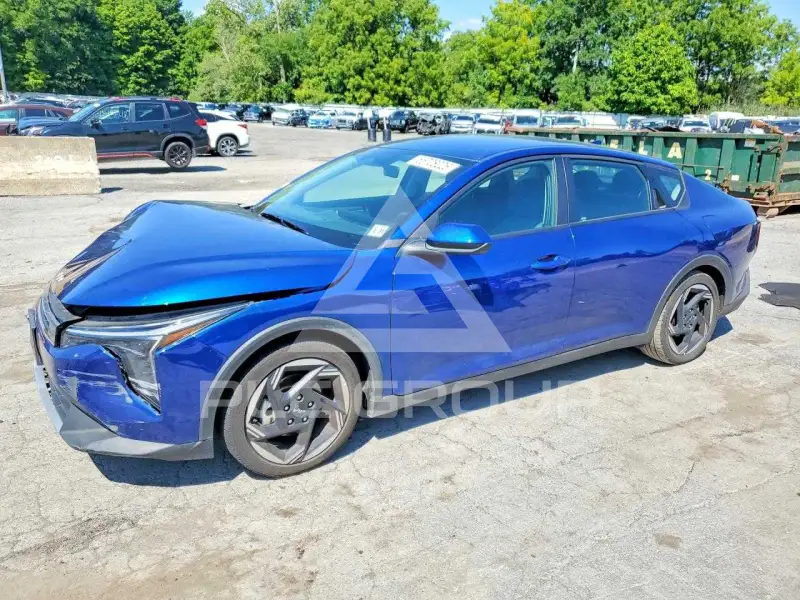 2025 KIA K4 фото