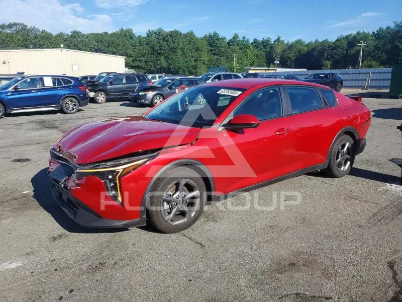 2025 KIA K4 фото