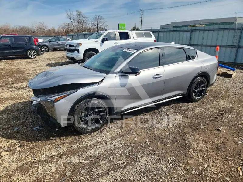 2025 KIA  фото
