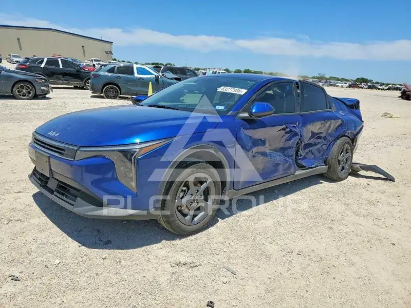 2025 KIA K4 фото