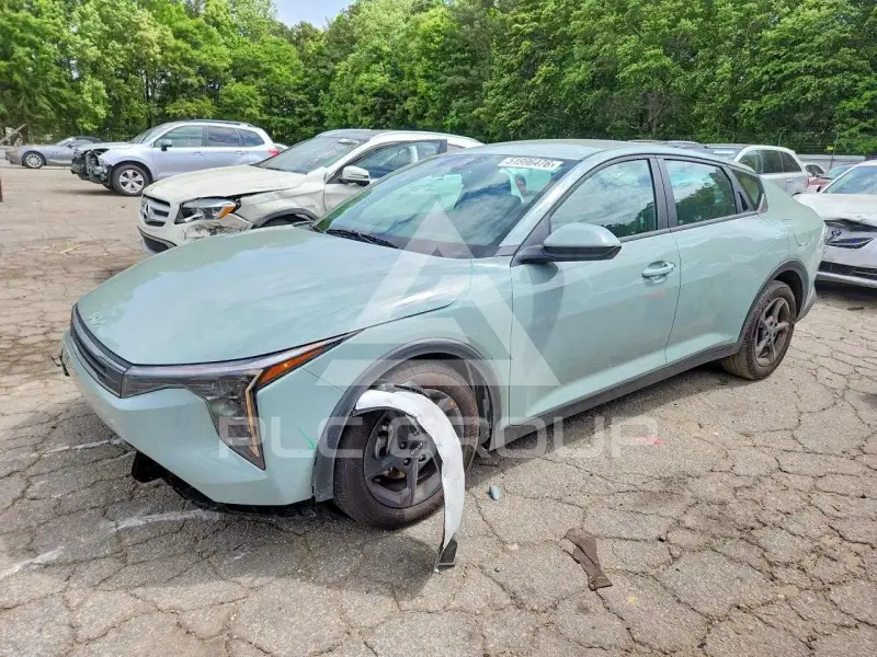 2025 KIA K4 photo